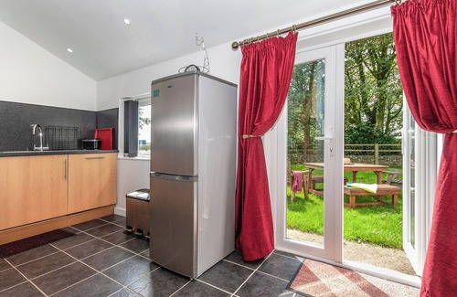 Haverfordwest Cottage | 1 bedroom accommodation in Llandeloy, near Haverfordwest