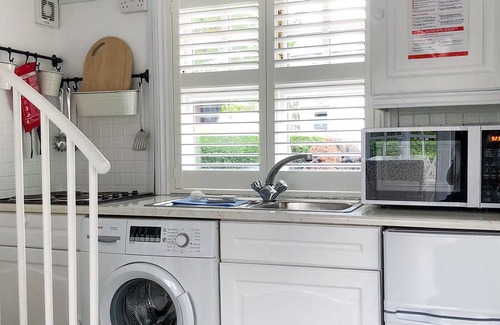 Cuckfield Cottage | 1 bedroom accommodation in Cuckfield, near Haywards Heath