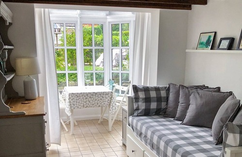 Cuckfield Cottage | 1 bedroom accommodation in Cuckfield, near Haywards Heath