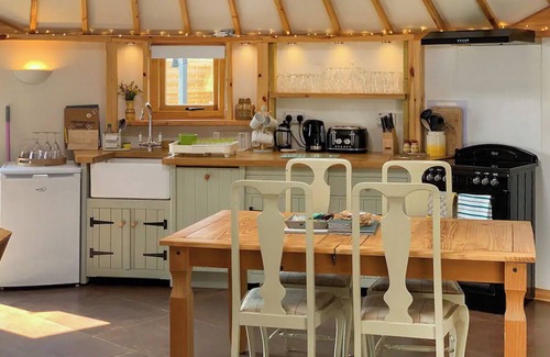 Irstead Cottage | 1 bedroom accommodation in South Walsham