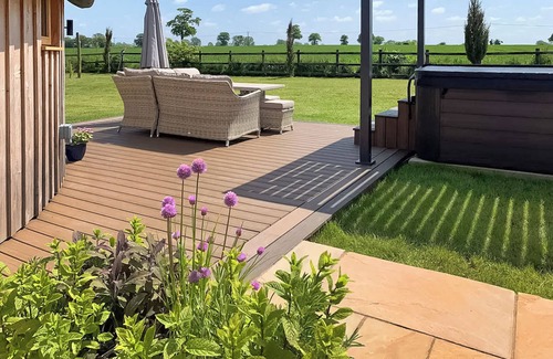 Irstead Cottage | 1 bedroom accommodation in South Walsham