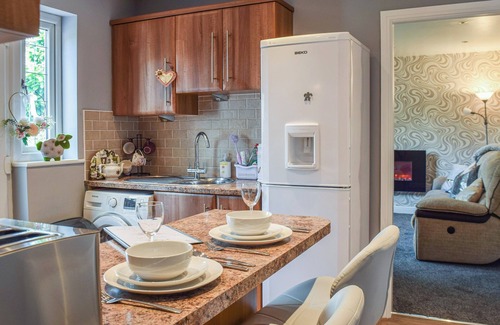 Almondbury Cottage | 1 bedroom accommodation in Almondbury, near Huddersfield