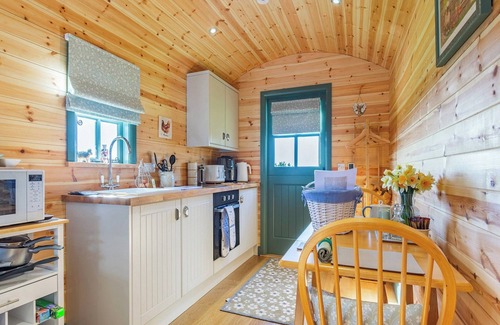 North Watten Cottage | 1 bedroom accommodation in Watten, near Wick