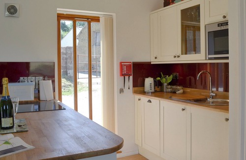 Meshaw Cottage | 1 bedroom accommodation in Meshaw, near South Molton