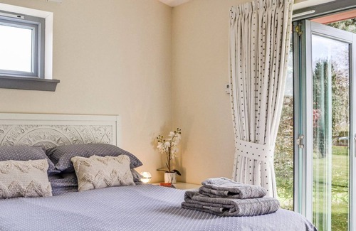 Murthly Cottage | 1 bedroom accommodation in Blairgowrie