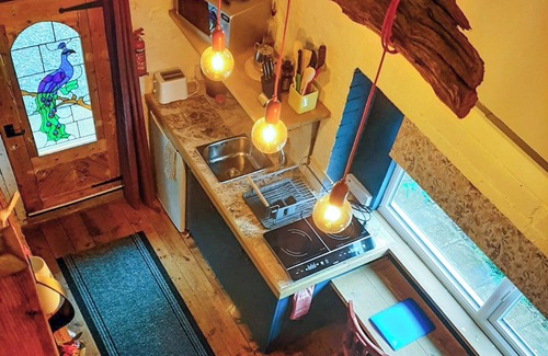 Llanybydder Cottage | 1 bedroom accommodation in Llanybydder