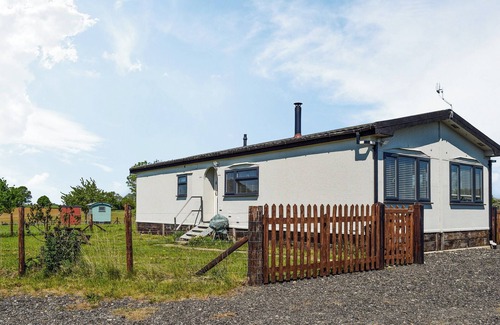Earls Barton Apartment | 1 bedroom accommodation in Northampton