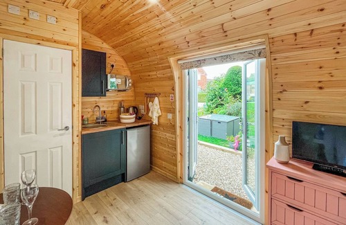 Tangmere Cottage | 1 bedroom accommodation in Chichester