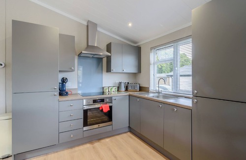 Raywell Ski Chalet | 1 bedroom accommodation in Raywell, Beverley