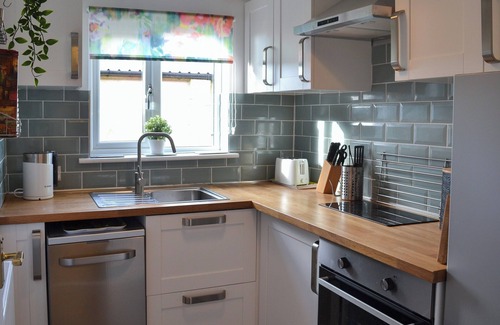 Cullompton Cottage | 1 bedroom accommodation in Blackdown Hills, near Culmstock