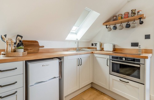 Bromlow Cottage | 1 bedroom accommodation in Minsterley