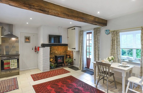 Pontesbury Cottage | 1 bedroom accommodation in Pontesbury, near Shrewsbury