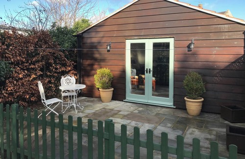 Trowbridge Cottage | 1 bedroom accommodation in Steeple Ashton, near Trowbridge