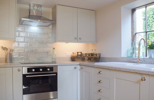 Marbury Cottage | 1 bedroom accommodation in Marbury, near Whitchurch