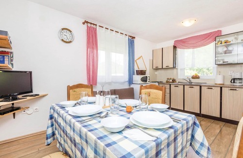 Perusic House | 1 bedroom accommodation in Kaluderovac