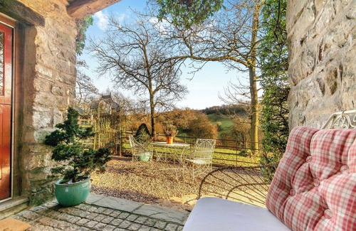 Clitheroe Cottage | 1 bedroom accommodation in Paythorne, near Clitheroe and the Ribble Valley