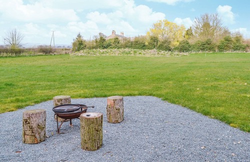 Driffield Apartment | 1 bedroom accommodation in Kelk, near Driffield