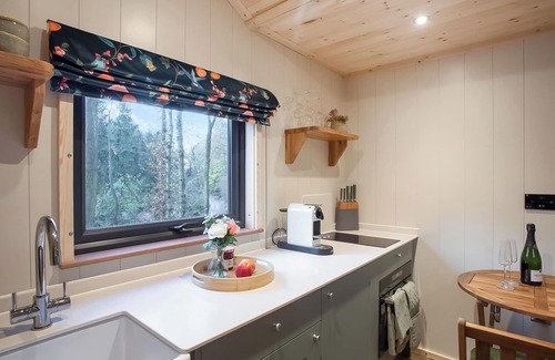 Overton-on-dee Ski Chalet | 1 bedroom accommodation in Ellesmere