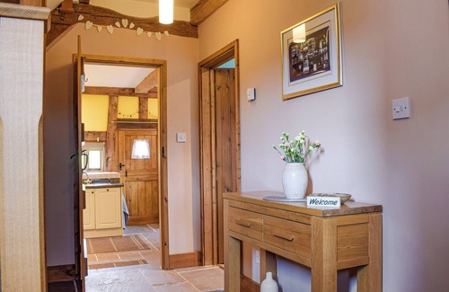 Leominster Cottage | 1 bedroom accommodation in Kingsland