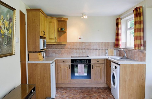Axminster Cottage | 1 bedroom accommodation in Dalwood, near Axminster
