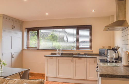 Kenfig Cottage | 1 bedroom accommodation in Bridgend