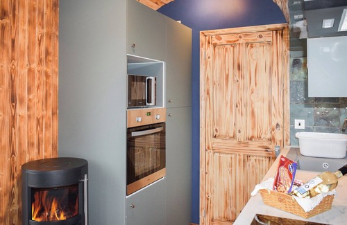 Cowbeech Cottage | 1 bedroom accommodation in Herstmonceux, Hailsham