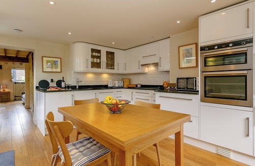 Henfield Cottage | 1 bedroom accommodation in Fulking, near Brighton