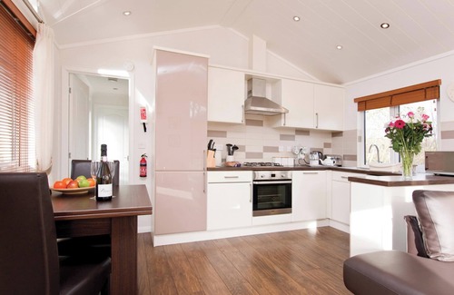 Narberth Ski Chalet | 1 bedroom accommodation in Narberth, Nr Tenby