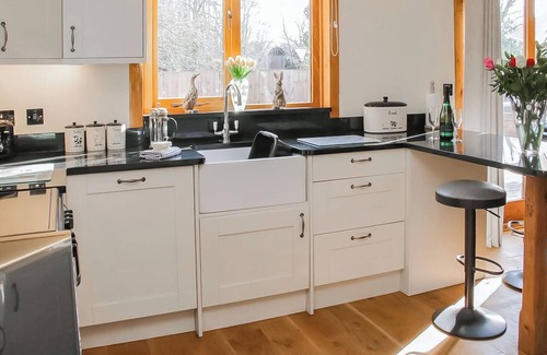 Felton Ski Chalet | 1 bedroom accommodation in Oswestry