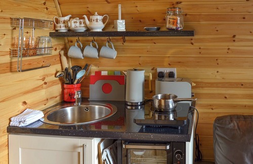 Palgrave Cottage | 1 bedroom accommodation in Palgrave, near Diss