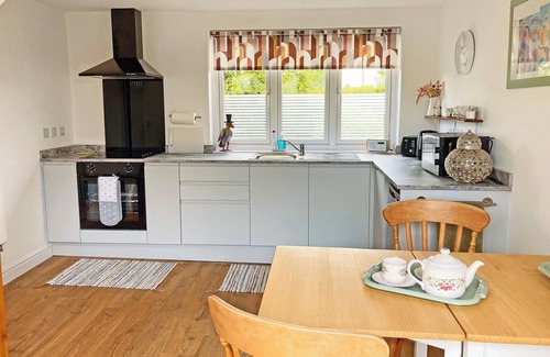 Storwood Cottage | 1 bedroom accommodation in Burnby, near York