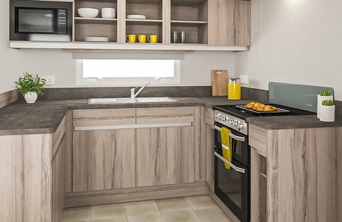 Ningwood House | 1 bedroom accommodation in Newbridge, Nr Yarmouth