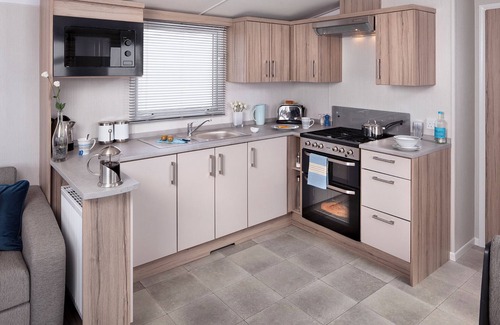 Ningwood House | 1 bedroom accommodation in Newbridge, Nr Yarmouth