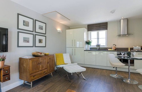 Alfreton Cottage | 1 bedroom accommodation in Shirland, near Alfreton