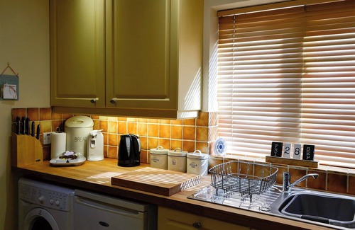Barmouth Cottage | 1 bedroom accommodation in Llanaber, near Barmouth