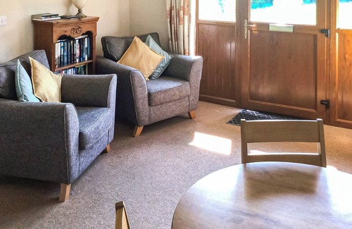 Brympton Cottage | 1 bedroom accommodation in East Coker, near Yeovil