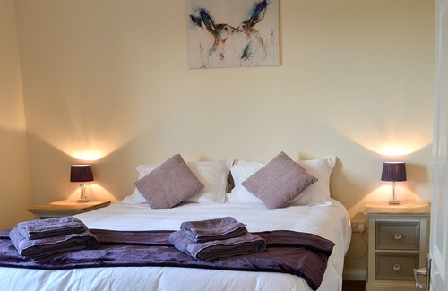 Crediton Cottage | 1 bedroom accommodation in Yeoford, near Crediton