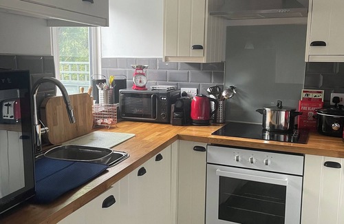 Henllan Cottage | 1 bedroom accommodation in Henllan