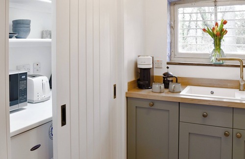 Irstead Cottage | 1 bedroom accommodation in Ludham, near Great Yarmouth