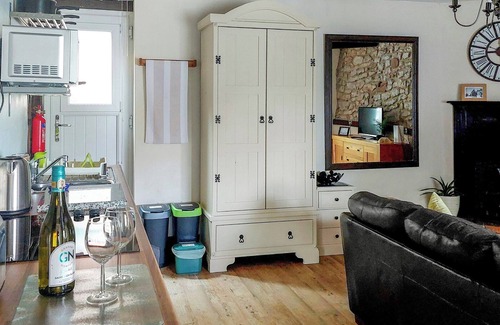 Middleton Cottage | 1 bedroom accommodation in Middleton-by-Wirksworth, near Wirksworth