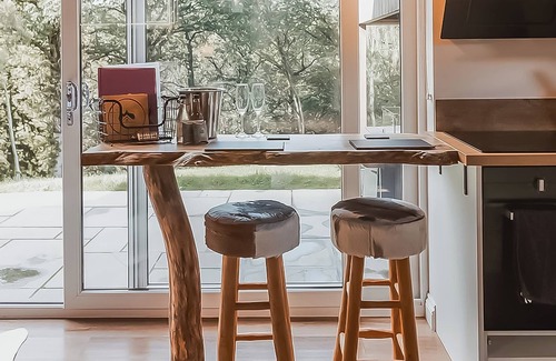 Mochdre Ski Chalet | 1 bedroom accommodation in Mochdre, Newtown