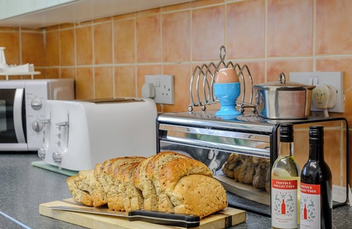 Cawston Cottage | 1 bedroom accommodation in Cawston, near Aylsham