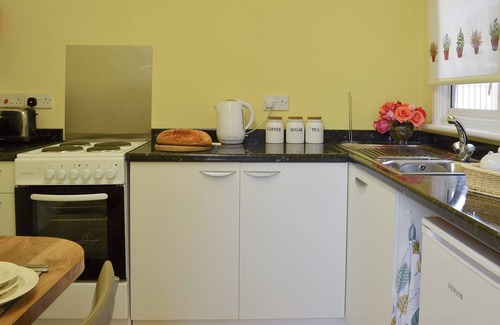 Pevensey Cottage | 1 bedroom accommodation in Pevensey Bay, near Eastbourne