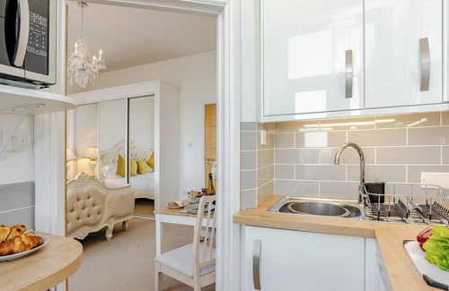 Babbacombe Apartment | 1 bedroom accommodation in Torquay