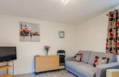 Boston Cottage | 1 bedroom accommodation in Midville, near Boston