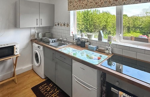 Woodbury Cottage | 1 bedroom accommodation in Woodbury Salterton, near Exmouth