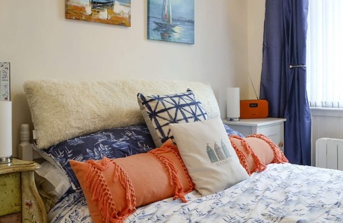 Newton Cottage | 1 bedroom accommodation in Blackness, near Linlithgow