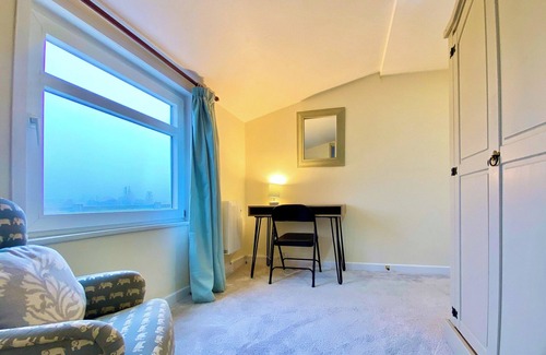 Swindon Cottage | 1 bedroom accommodation in Purton
