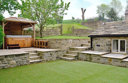 Stirton Cottage | 1 bedroom accommodation in Stirton, near Skipton