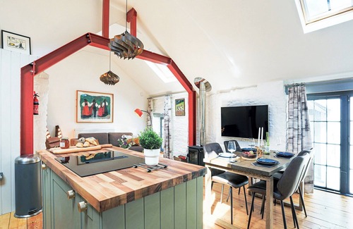 Totnes Cottage | 1 bedroom accommodation in Totnes